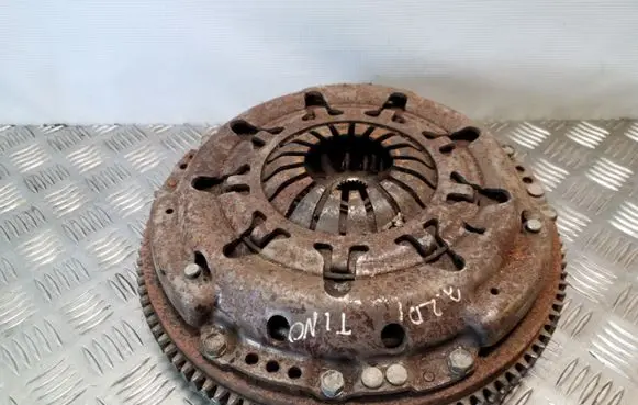 Nissan Almera Tino Clutch set kit