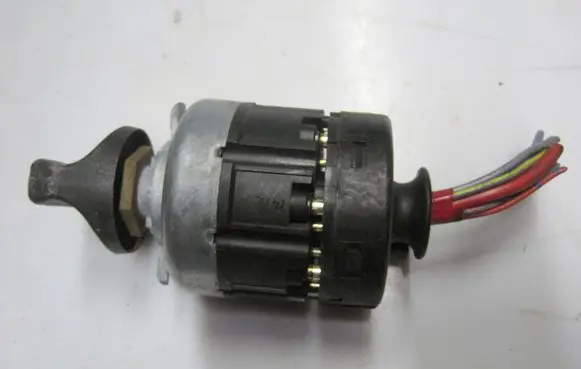 Mercedes-Benz C W202 Light switch 0145456428