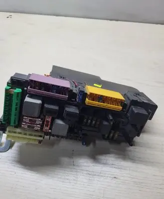 Mercedes-Benz E W212 SAM control unit 2129003702 2125452832 2129026601