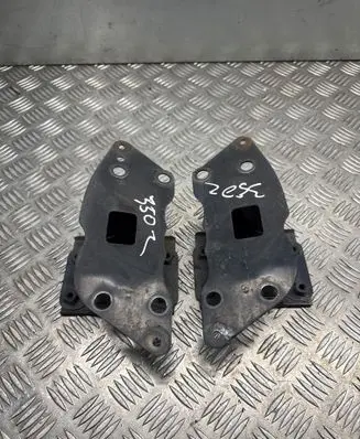 Nissan 350Z Front bumper cross member