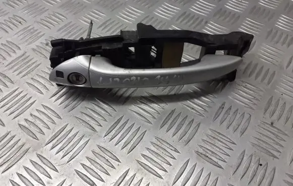 Mercedes-Benz C W203 Front door interior handle