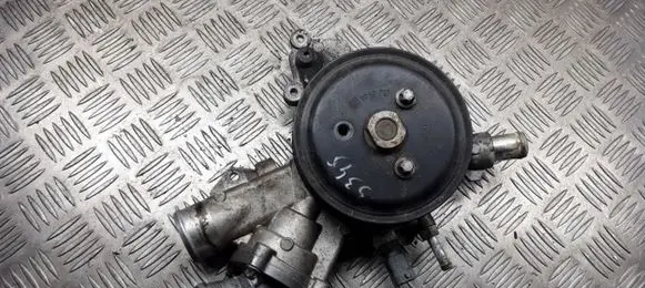 Opel Corsa C Water pump 90531737