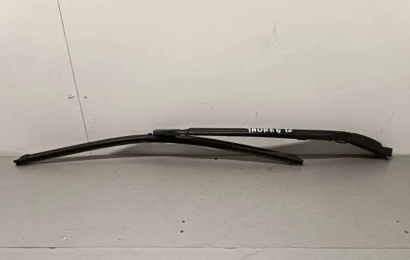 Volkswagen Touareg I Front wiper blade arm 7L6955407A
