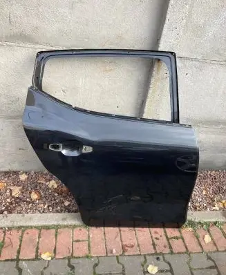 Dacia Sandero III Rear door