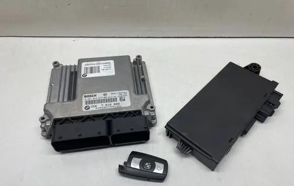 Engine ECU kit and lock set