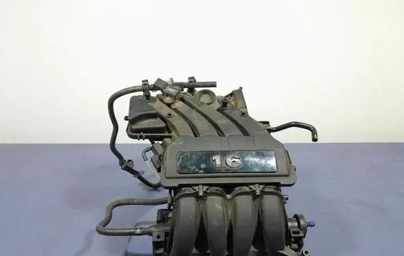 Volkswagen Golf Plus Intake manifold 06A133185KR
