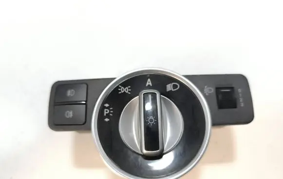 Mercedes-Benz C W204 Light switch