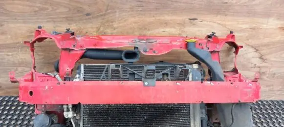 Opel Zafira B Radiator support slam panel