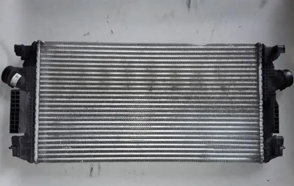 Opel Zafira C Intercooler radiator 13267647