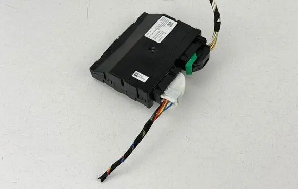 BMW i4 Other control units/modules 5B6702401 16046610