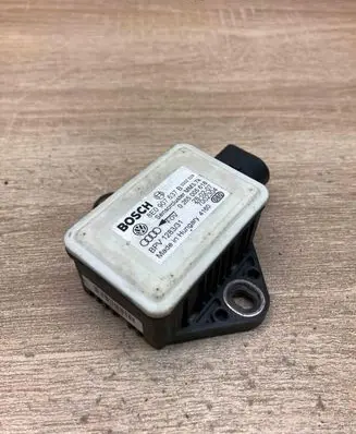 Audi A6 S6 C6 4F ESP acceleration yaw rate sensor 8E0907637B 0265005618 USED