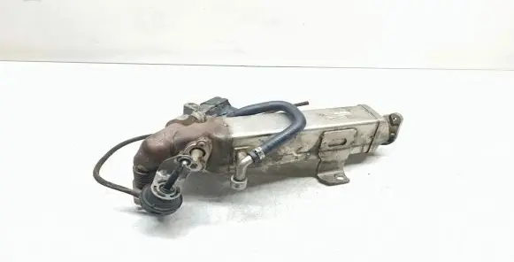 BMW 5 F10 F11 EGR valve cooler 7810751