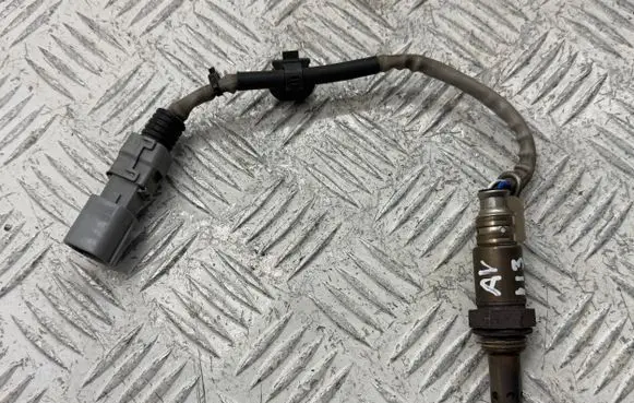 Toyota Avensis T270 Lambda probe sensor 8946720100