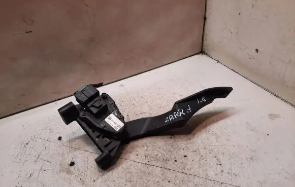 Opel Zafira A Accelerator throttle pedal 9202341 6PV00811400