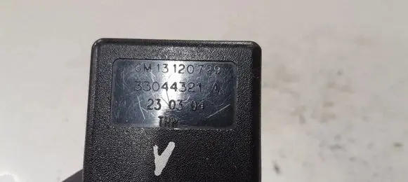 Opel Zafira A Front seatbelt buckle 13120729 33044321A