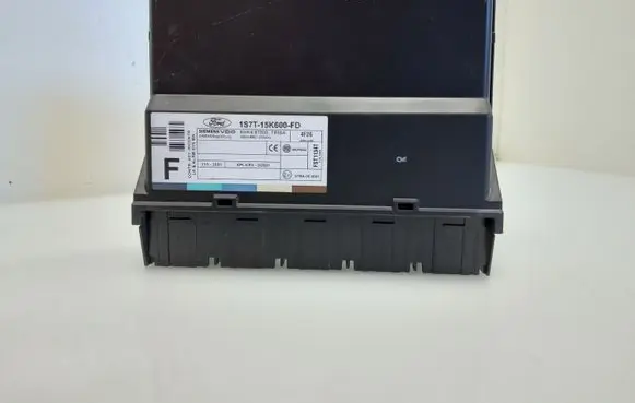 Ford Focus Comfort/convenience module 1S7T15K600