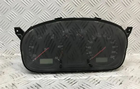 Volkswagen Transporter - Caravelle T4 Speedometer (instrument cluster) 7D0920801H