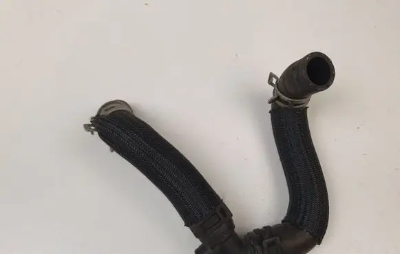 Renault Trafic II (X83) Engine coolant pipe/hose