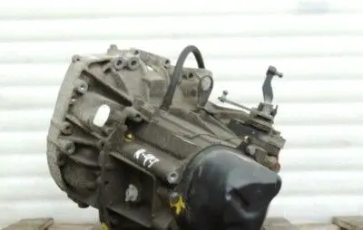 Renault Clio IV Manual 5 speed gearbox 320106671R 320107799R