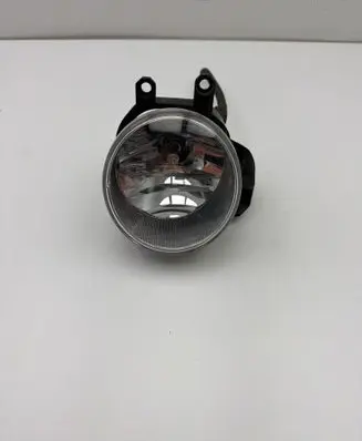 Toyota C-HR I Front fog light 8122002110 3349