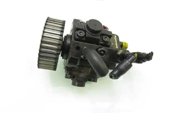 Alfa Romeo 159 Fuel injection high pressure pump 0055205935 0445010150 0928400680