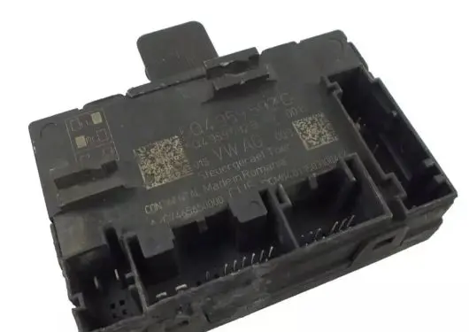 Volkswagen PASSAT B8 Door control unit/module 5Q4959592C