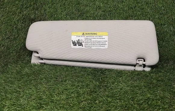 Volkswagen Touareg II Sun visor