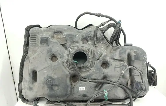 Toyota Sienna XL40 IV Fuel tank 7710008141 12313 10122021