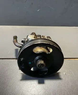 Hyundai Terracan Power steering pump Y8T11