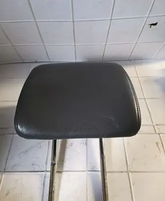 Saab 9-3 Ver1 Front seat headrest 