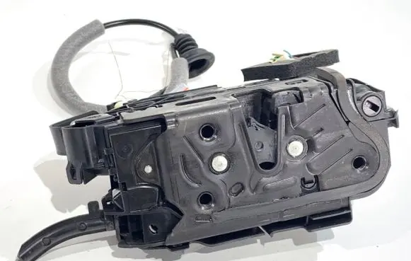 Skoda Octavia Mk3 (5E) Front door lock 5TB837016