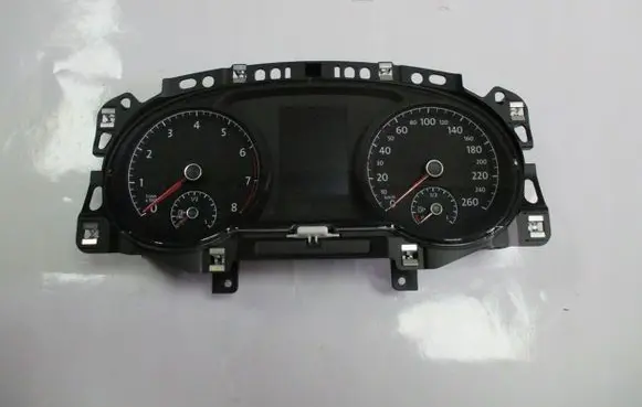 Volkswagen Golf VII Speedometer (instrument cluster) 5G1920742B