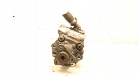 Audi A5 8T 8F Power steering pump 8K0145154B
