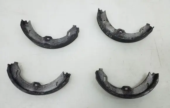 Mercedes-Benz CLS C219 Handbrake/parking brake pads A2304200320