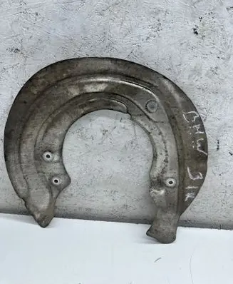 BMW 3 F30 F35 F31 Front brake disc dust cover plate