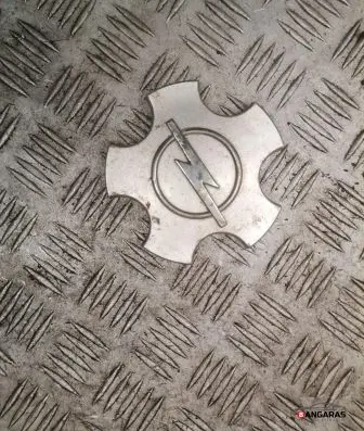 Opel Vectra C Original wheel cap 90468692