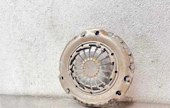 Opel Astra H Pressure plate 
