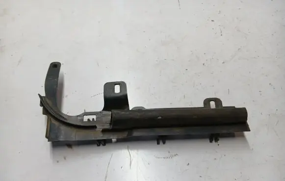 Mercedes-Benz E W213 Other engine bay part A2138310500