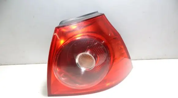 Volkswagen Golf V Rear/tail lights