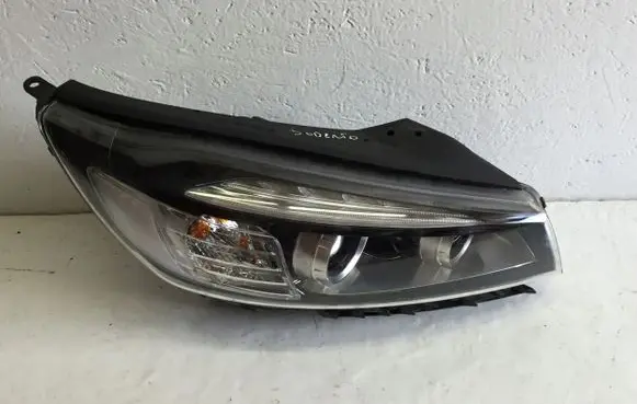 KIA Sorento Headlight/headlamp