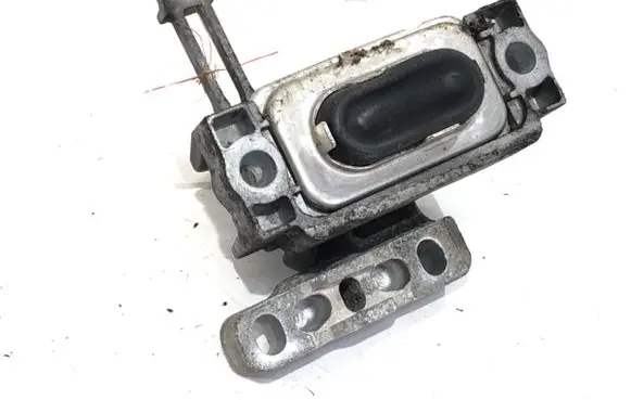 Volkswagen PASSAT B8 Engine mount vacuum valve 3Q0199262J