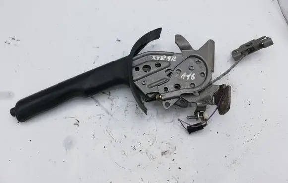 Nissan X-Trail T30 Handbrake/parking brake lever assembly NOCODE