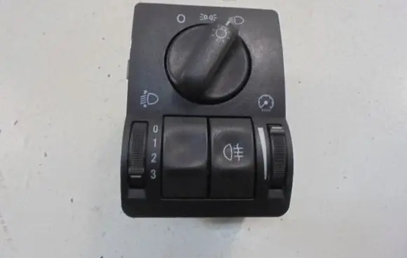 Light switch
