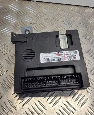 Hyundai Santa Fe Door central lock control unit/module 954002B810 5WY81J9B 97RA012347