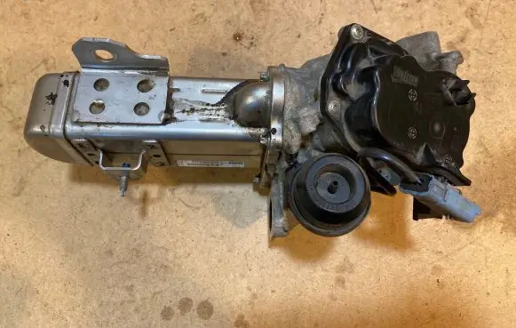 Peugeot 3008 I EGR valve 9671398180 V29002699 086101003