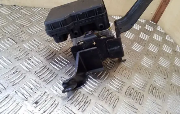Toyota RAV 4 (XA20) ABS Pump 4451042080 8954142050 1338000020