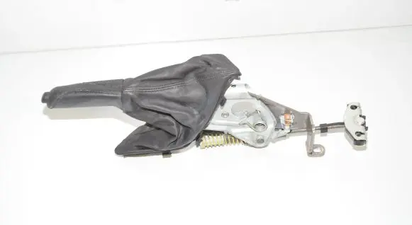BMW 2 F22 F23 Handbrake/parking brake lever assembly 6876774 34406876774 34406799101