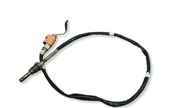 Volkswagen Golf VII Exhaust gas temperature sensor 04L906088B