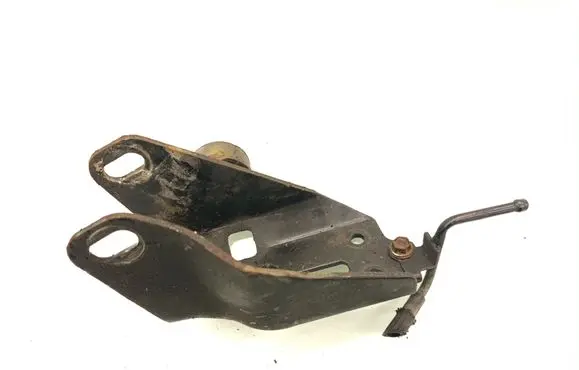 Toyota RAV 4 (XA40) Engine mounting bracket 
