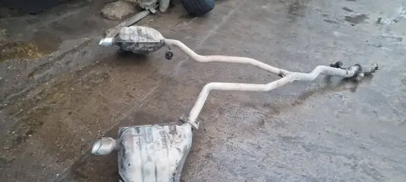 Jeep Grand Cherokee Double Muffler 